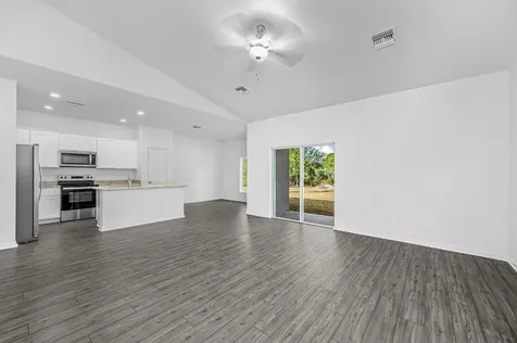 8025 103rd Court Vero Beach FL 32967
