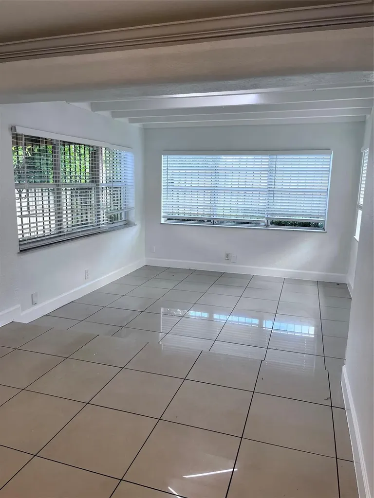 1425 S 25th Avenue Hollywood FL 33020