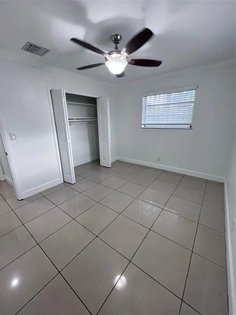 1425 S 25th Avenue Hollywood FL 33020