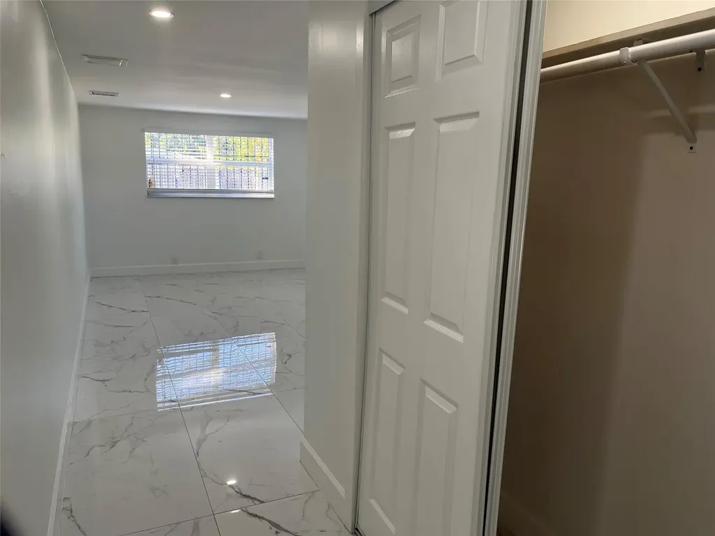 1425 S 25th Avenue Hollywood FL 33020