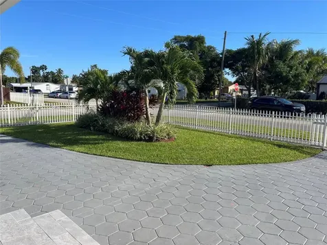 2503 Wiley Street Hollywood FL 33020