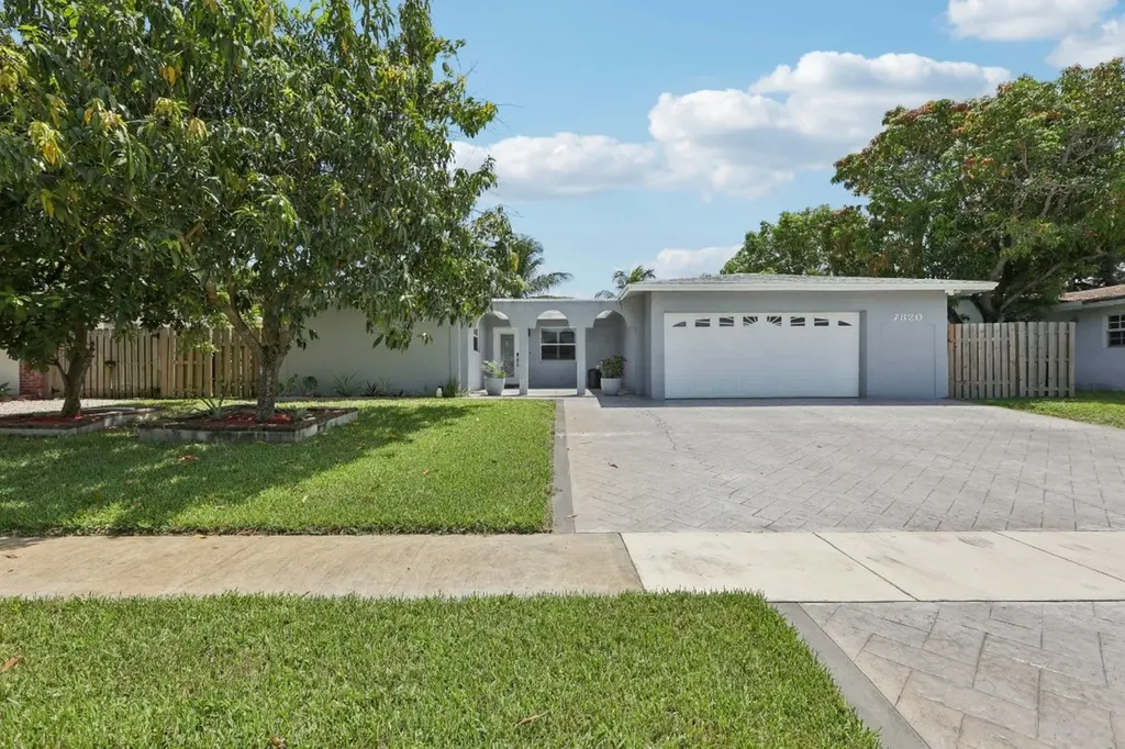7820 NW 45th Street Lauderhill FL 33351