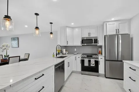 2300 NE 1st Lane Boynton Beach FL 33435