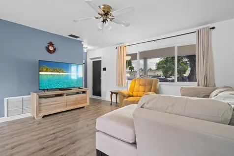 7160 Venetian Street Miramar FL 33023