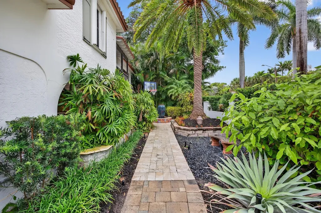 2616 Acacia Court Fort Lauderdale FL 33301