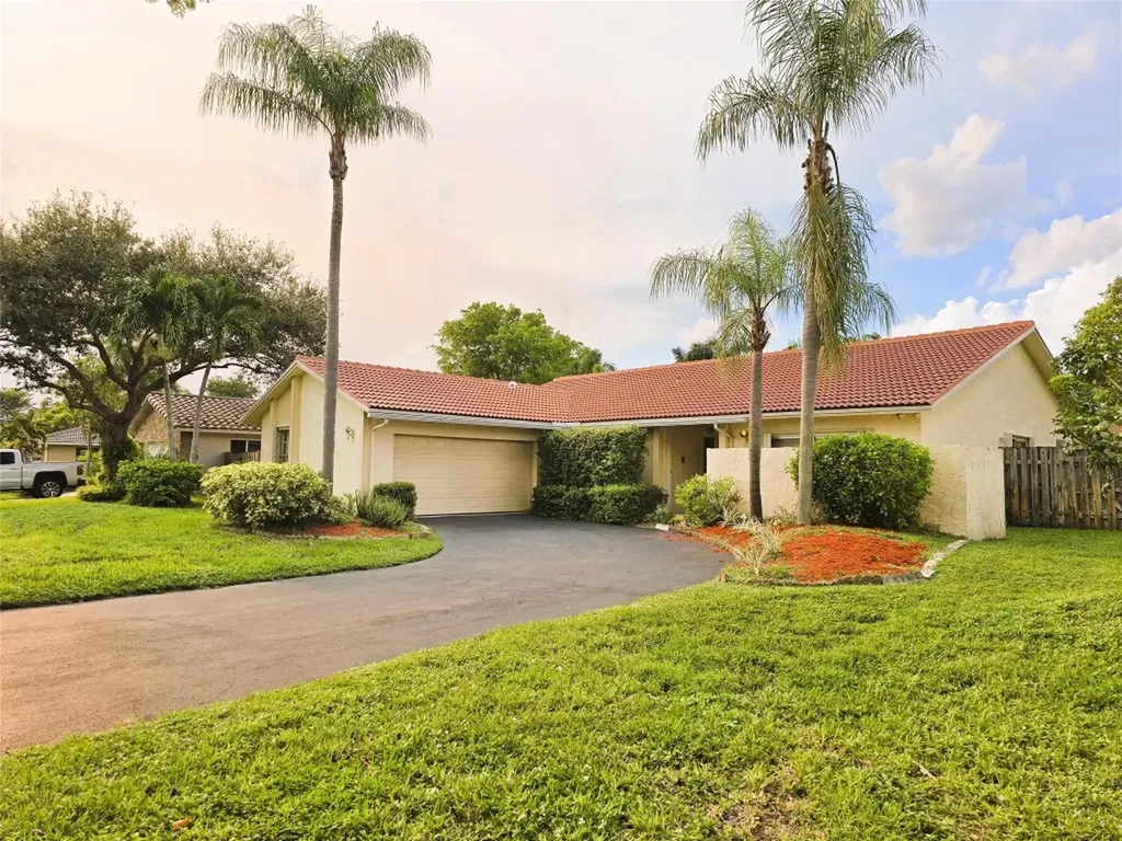 9091 NW 11th Court Plantation FL 33322