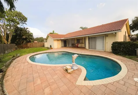 9091 NW 11th Court Plantation FL 33322