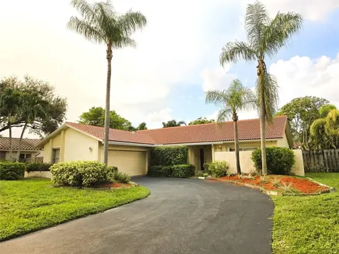 9091 NW 11th Court Plantation FL 33322