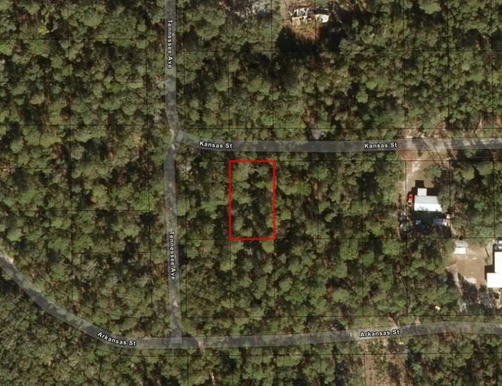 213 Kansas Street Satsuma FL 32189