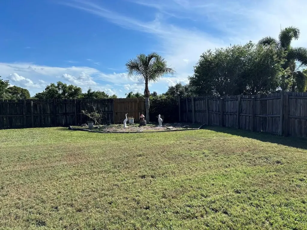 702 SW College Park Road Port St Lucie FL 34953