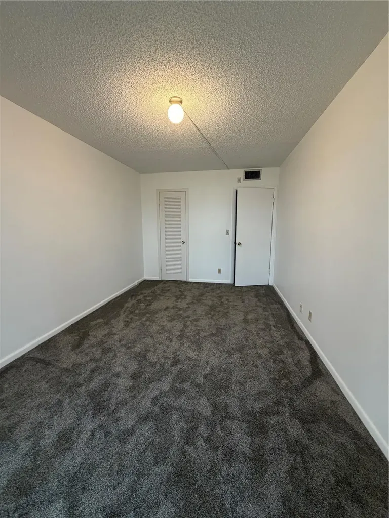 4053 Harwood E Deerfield Beach FL 33442