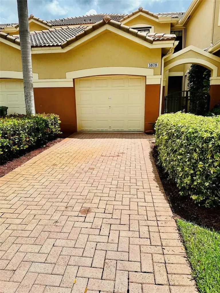 3878 Tree Top Drive Weston FL 33332