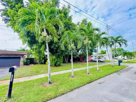 11540 Sheridan Street Pembroke Pines FL 33026