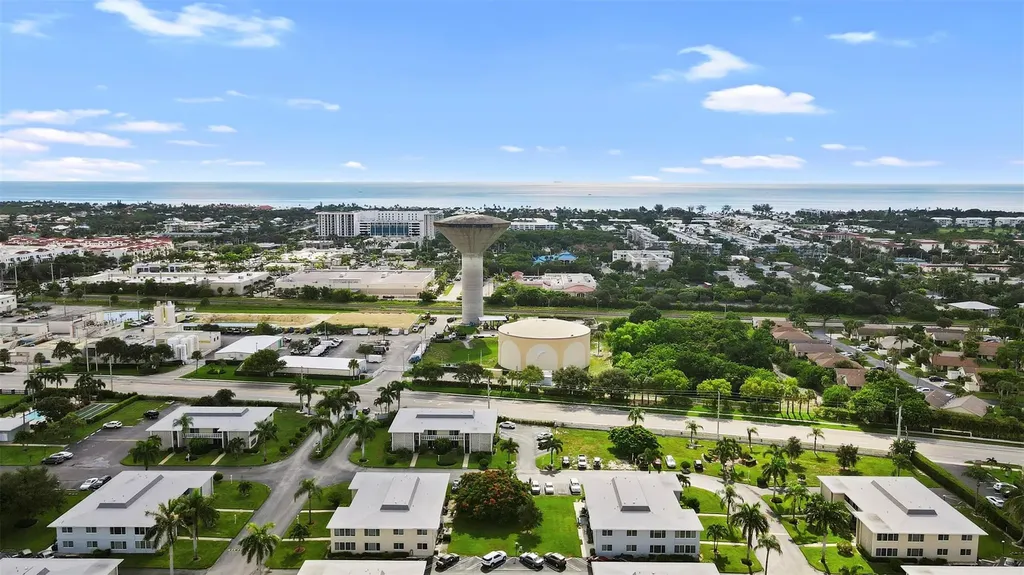 90 South Boulevard Boynton Beach FL 33435