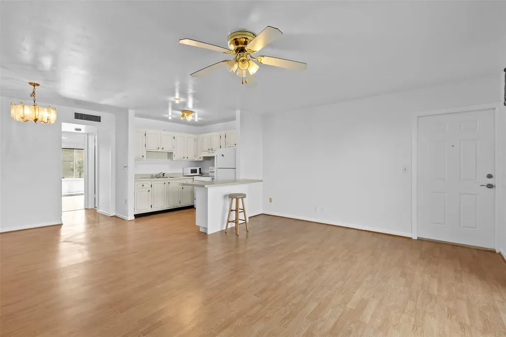 90 South Boulevard Boynton Beach FL 33435