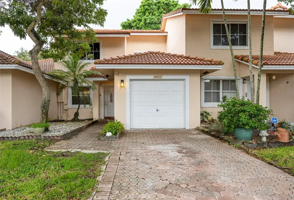 8402 NW 40th Court Sunrise FL 33351