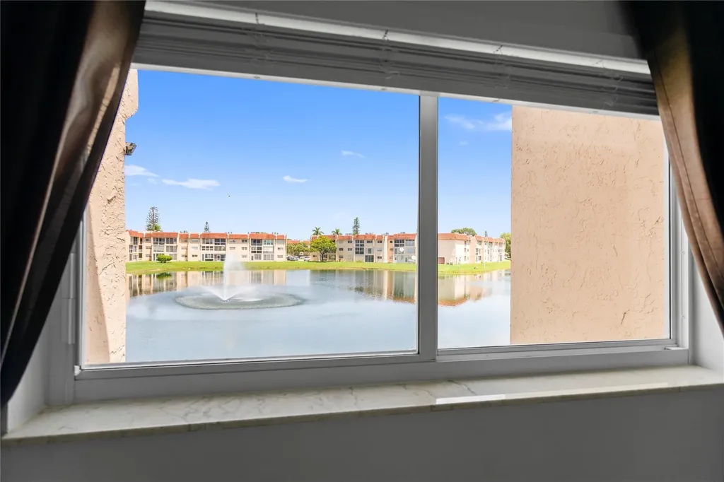 2801 N Pine Island Road Sunrise FL 33322