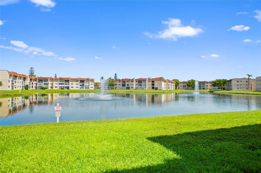 2801 N Pine Island Road Sunrise FL 33322