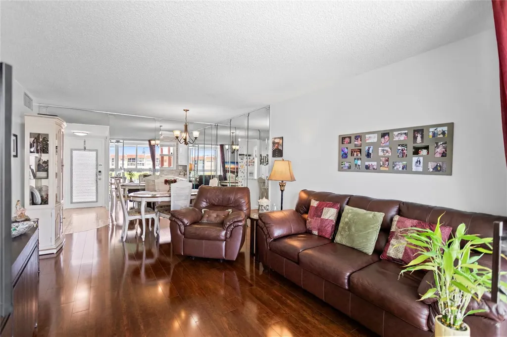 2801 N Pine Island Road Sunrise FL 33322