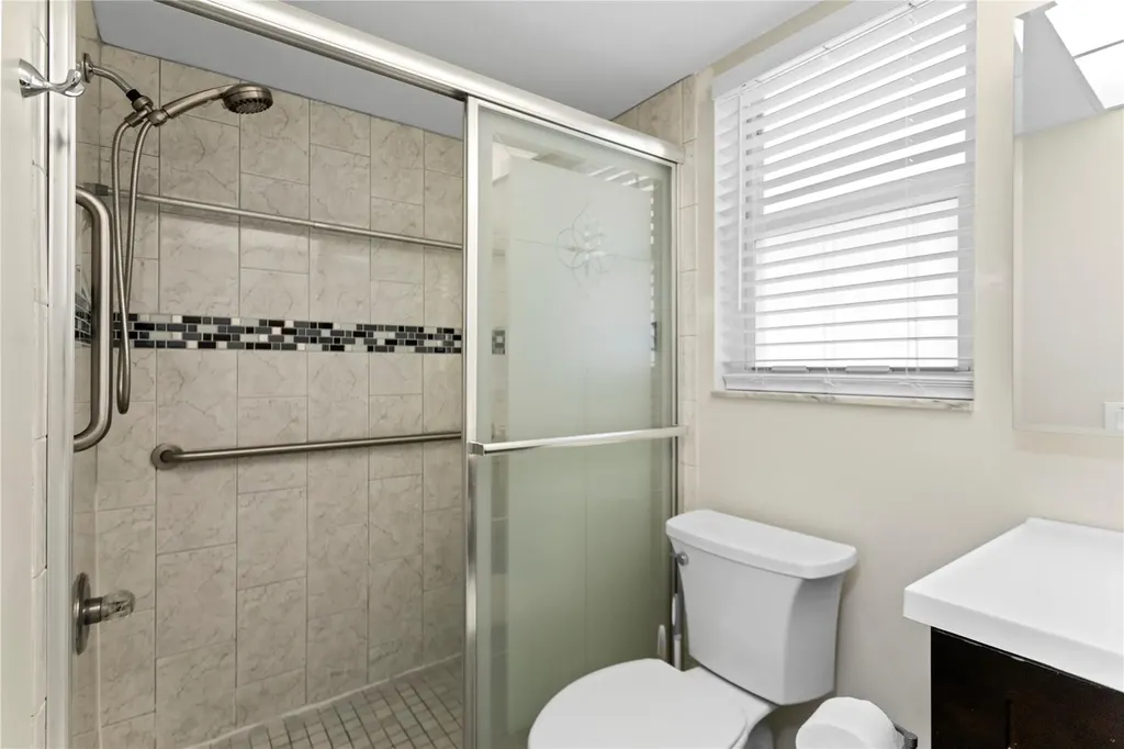 2801 N Pine Island Road Sunrise FL 33322
