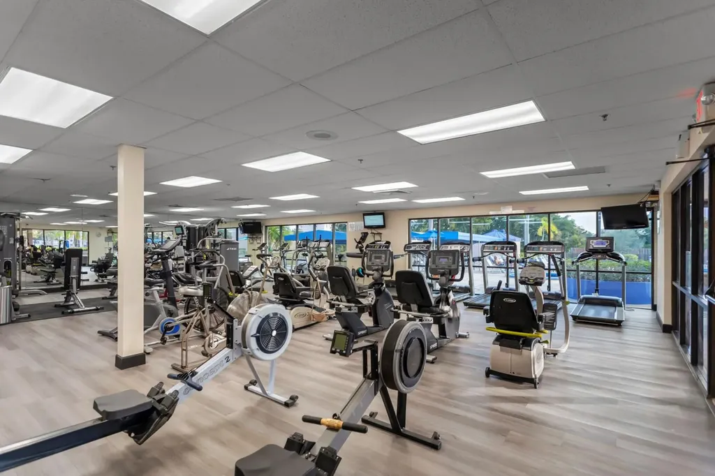 2801 N Pine Island Road Sunrise FL 33322