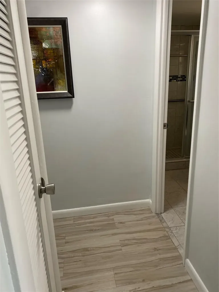 2801 N Pine Island Road Sunrise FL 33322