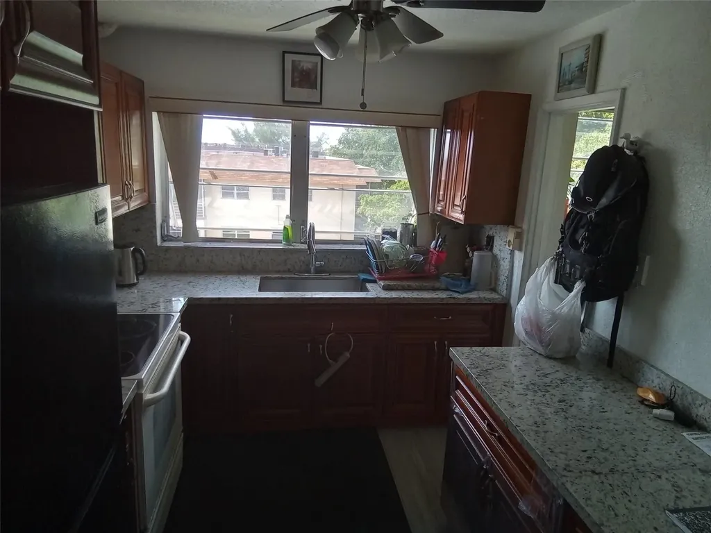 4047 NW 16th Street Fort Lauderdale FL 33313