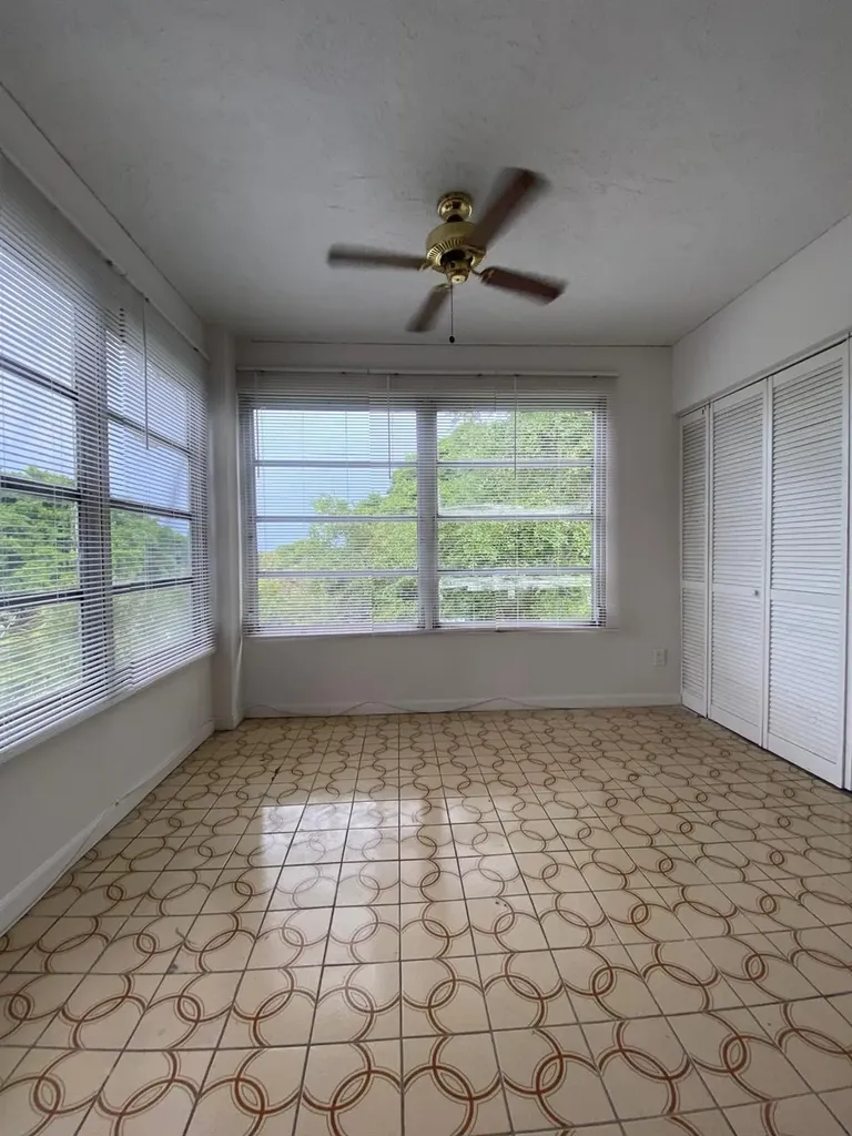 9440 SW 8th Street Boca Raton FL 33428