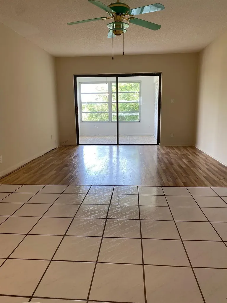 9440 SW 8th Street Boca Raton FL 33428