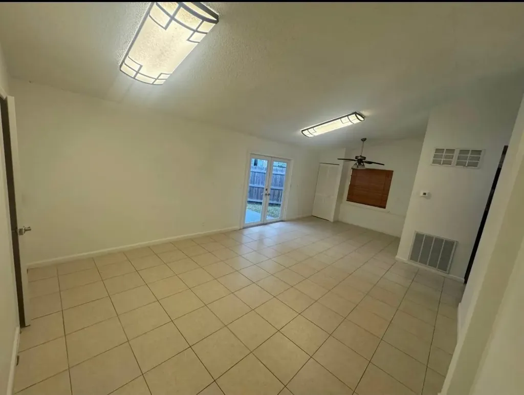2750 SW 140th Terrace Davie FL 33330