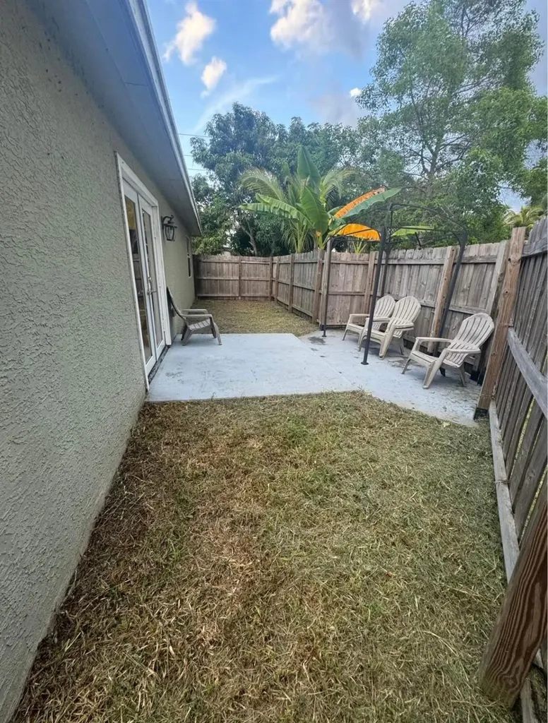 2750 SW 140th Terrace Davie FL 33330