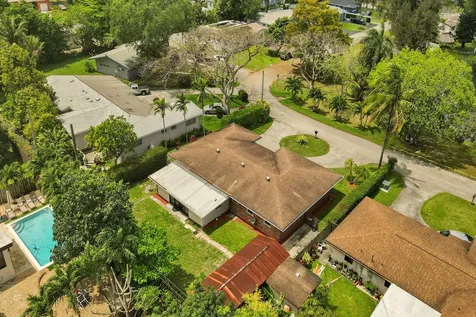1070 NW 149th Street Miami FL 33168