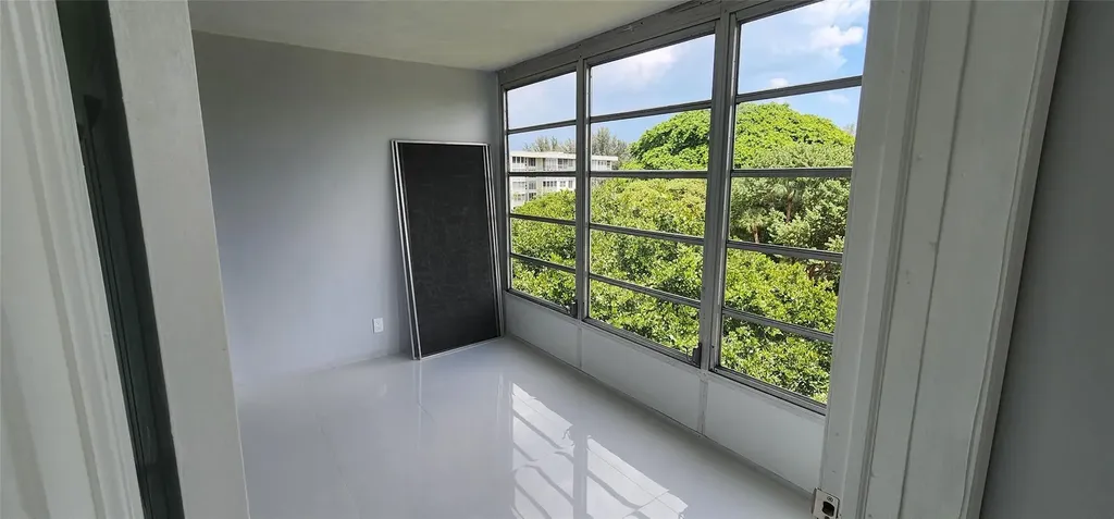 2650 S Course Drive Pompano Beach FL 33069