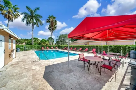 4046 Eastridge Circle Deerfield Beach FL 33064