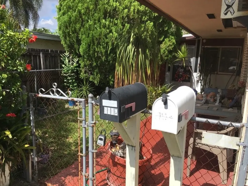 1710 N 59th Terrace Hollywood FL 33021