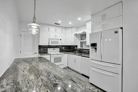 7341 Meridian Street Miramar FL 33023