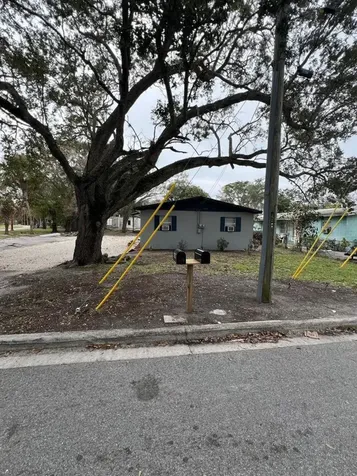 427 N 11th Street Fort Pierce FL 34950