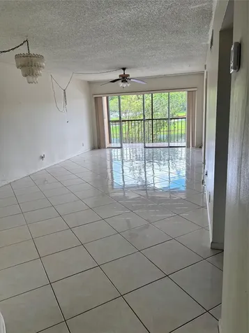 3905 N Nob Hill Road Sunrise FL 33351
