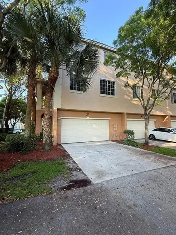 4573 Danson Way Delray Beach FL 33445