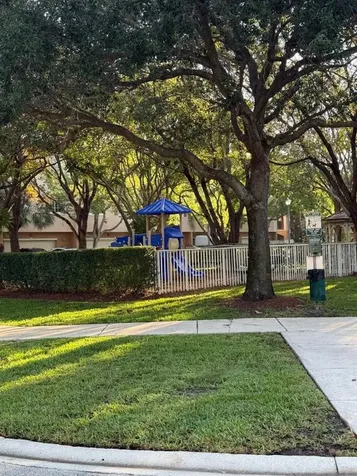 4573 Danson Way Delray Beach FL 33445