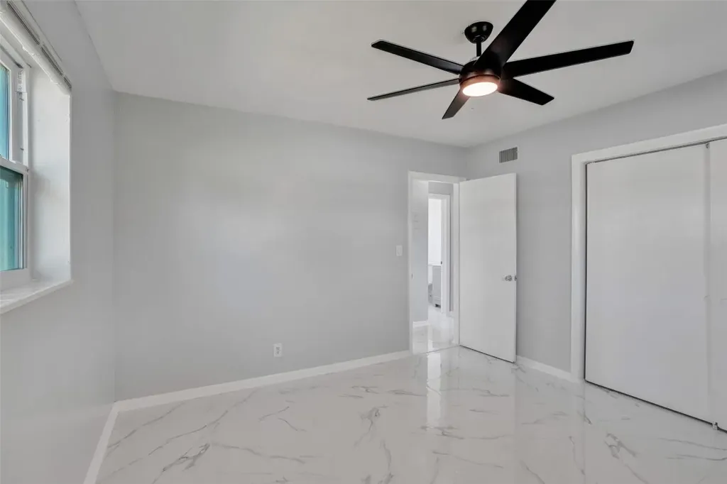 260 NE 41st Street Oakland Park FL 33334