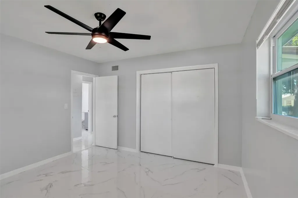 260 NE 41st Street Oakland Park FL 33334