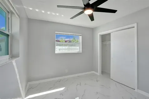 260 NE 41st Street Oakland Park FL 33334