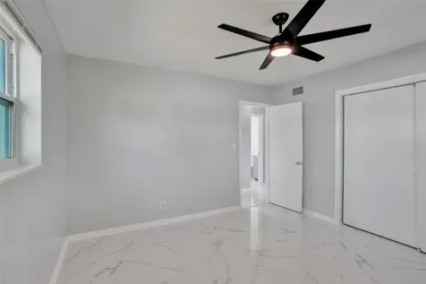 260 NE 41st Street Oakland Park FL 33334