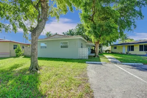 260 NE 41st Street Oakland Park FL 33334