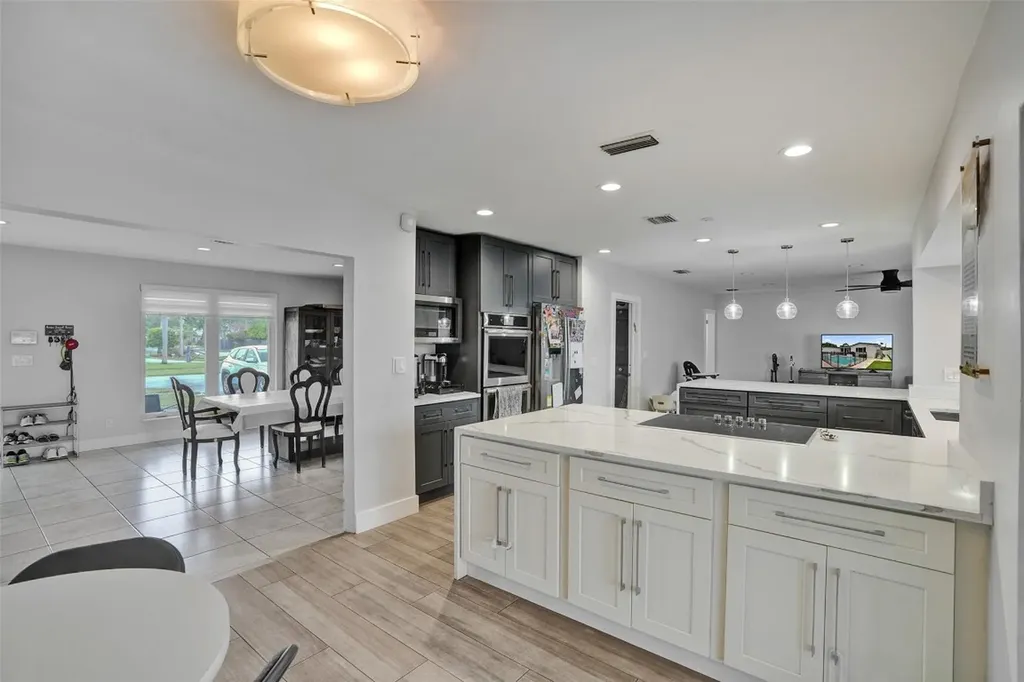 3991 N 41st Court Hollywood FL 33021