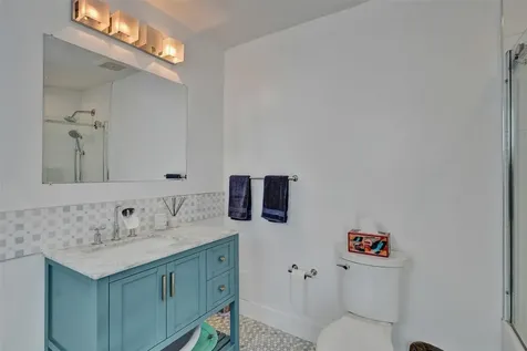 3991 N 41st Court Hollywood FL 33021