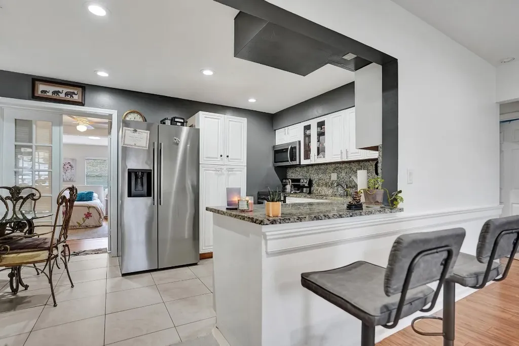 415 W Palm Street Lantana FL 33462