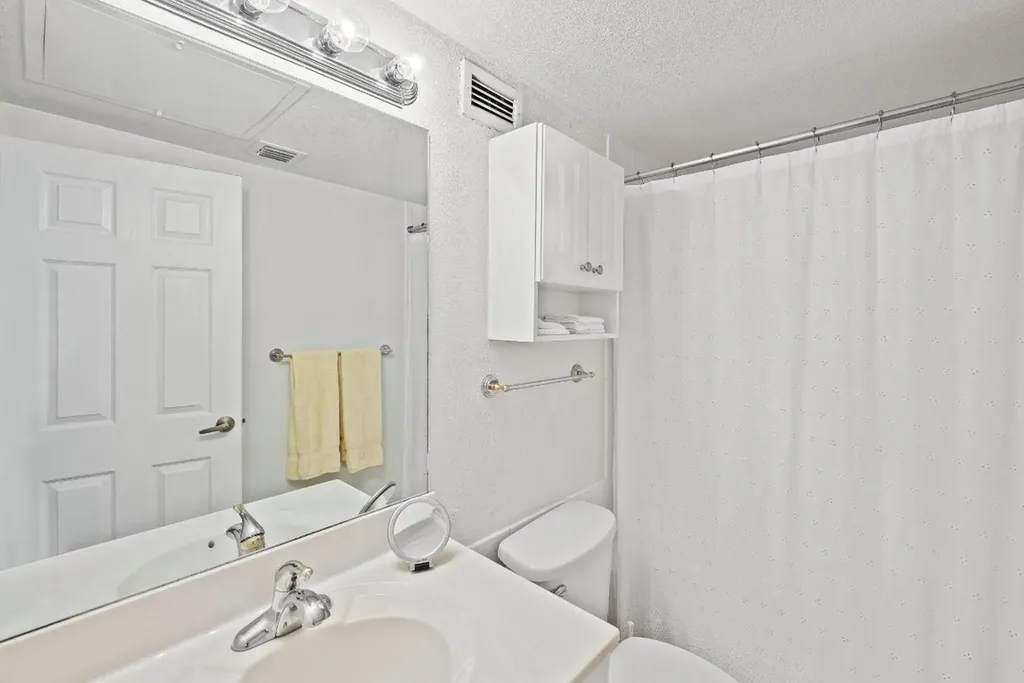 2501 S Ocean Drive Hollywood FL 33019