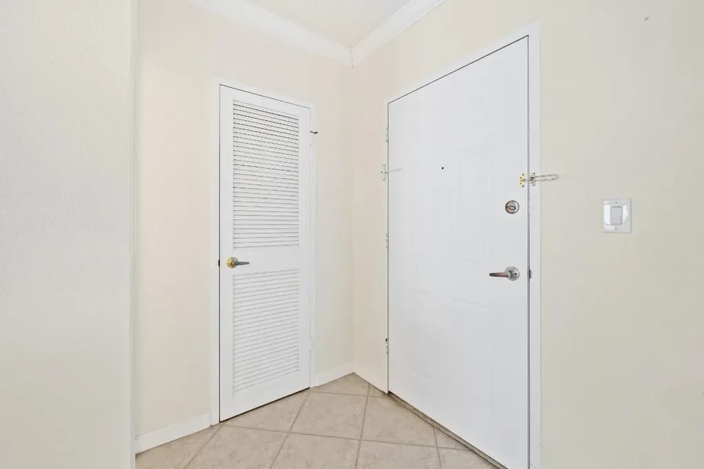 2501 S Ocean Drive Hollywood FL 33019